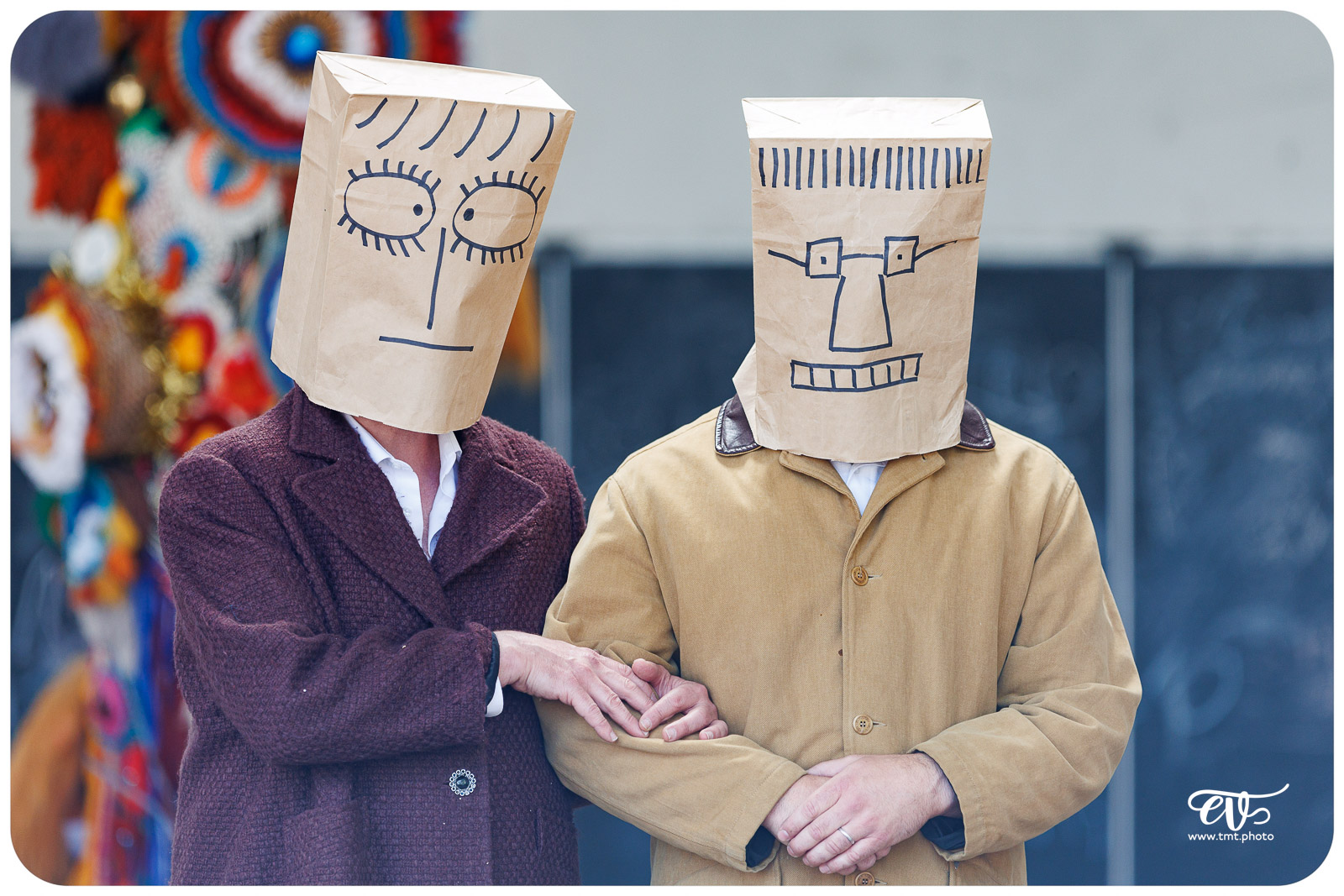 COWBOY OU INDIEN (GROUPE DEJA)